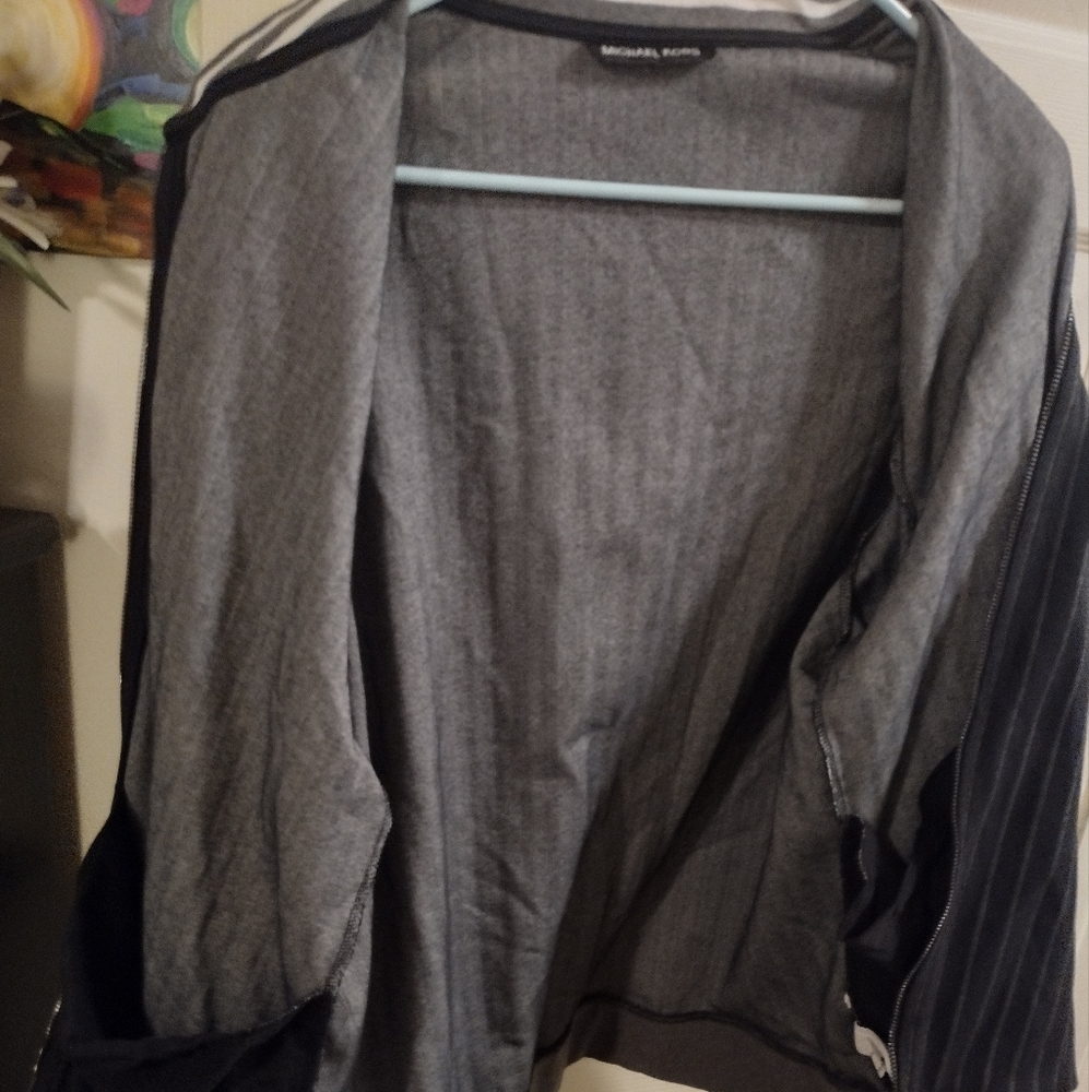 I am selling Michael kors XXL softball/baseball jacket and pants - Picture 3 of 4